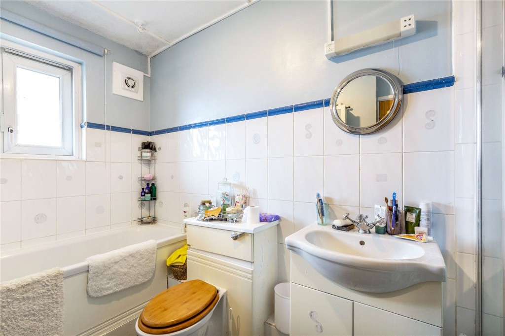 Images for Caistor Road, London EAID:163099177 BID:BLM