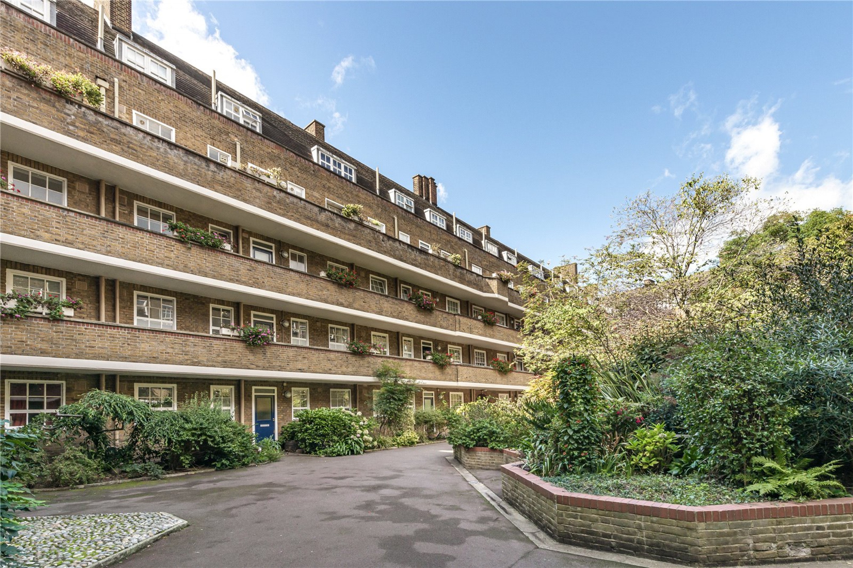 Images for Vicarage Crescent, Battersea EAID:163099177 BID:BSE